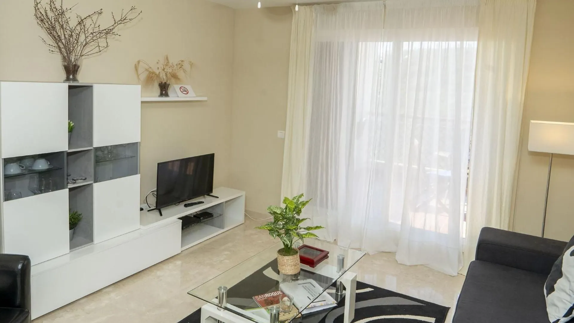 Golf Deluxe - Apartment In La Alcaidesa Free Wifi 0*,