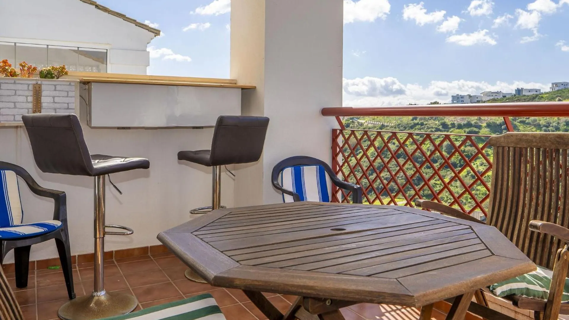 Golf Deluxe - Apartment In La Alcaidesa Free Wifi 0*,  Spanje