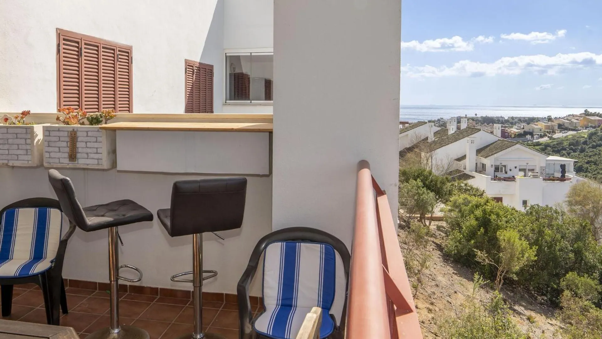 Golf Deluxe - Apartment In La Alcaidesa Free Wifi 0*,  Spanje