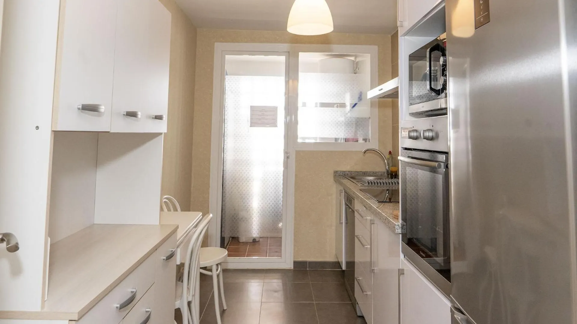 Golf Deluxe - Apartment In La Alcaidesa Free Wifi 0*,  Spain